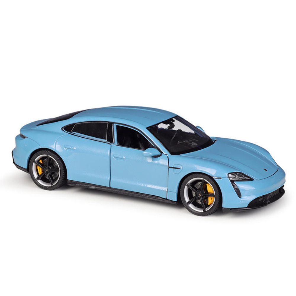 Welly 1/24 Porsche Taycan Turbo S – Elektrikli Geleceğin ve Alman Estetiğinin Metalik Diecast Zirvesi