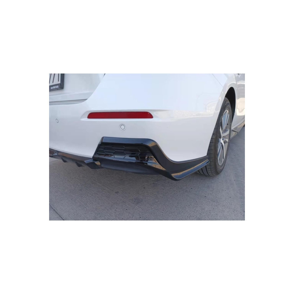 Honda Civic İçin Uyumlu Arka Flap Takımı Piano Black 2022+