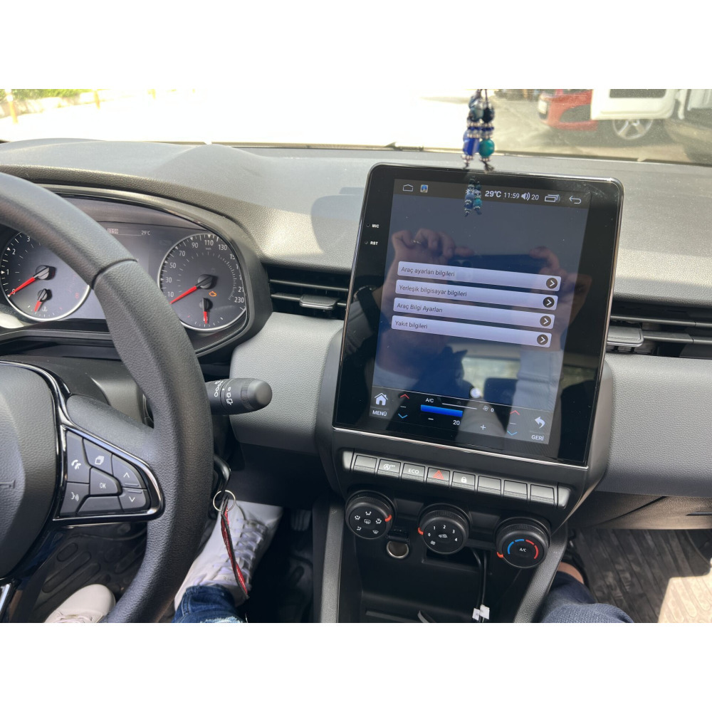 RENAULT CLİO5 TESLA MULTİMEDYA CARPLAY-AND AUTO 6+64GB
