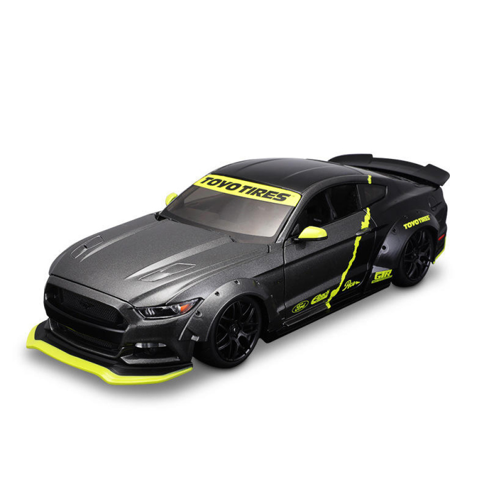 Maisto 1/18 1967 Ford Mustang GT Diecast Amerikan Efsanesinin Doğuşu ve Zamansız Kaslı Tasarım